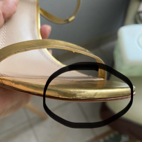 🌺 RARE TORY BURCH GOLD SANDALS 🌺 - Picture 9 of 16